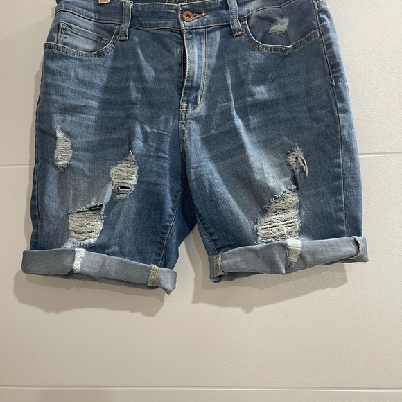 Nice short size 11 Junior girls great condition - Picture 3 of 4